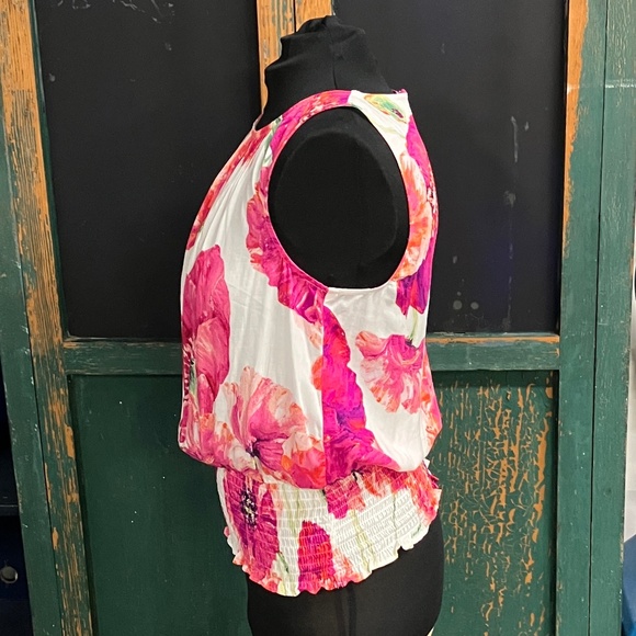 Pink Poppies Sleeveless Blouse Size XS - Picture 3 of 10